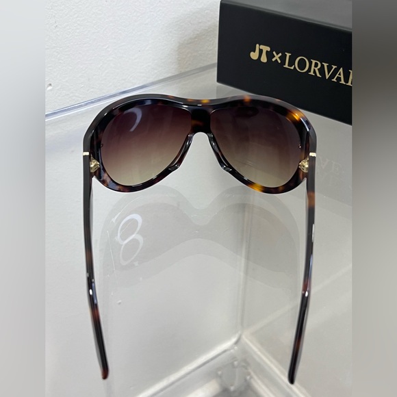 Women's Lorvae Sunglasses - Picture 2 of 8